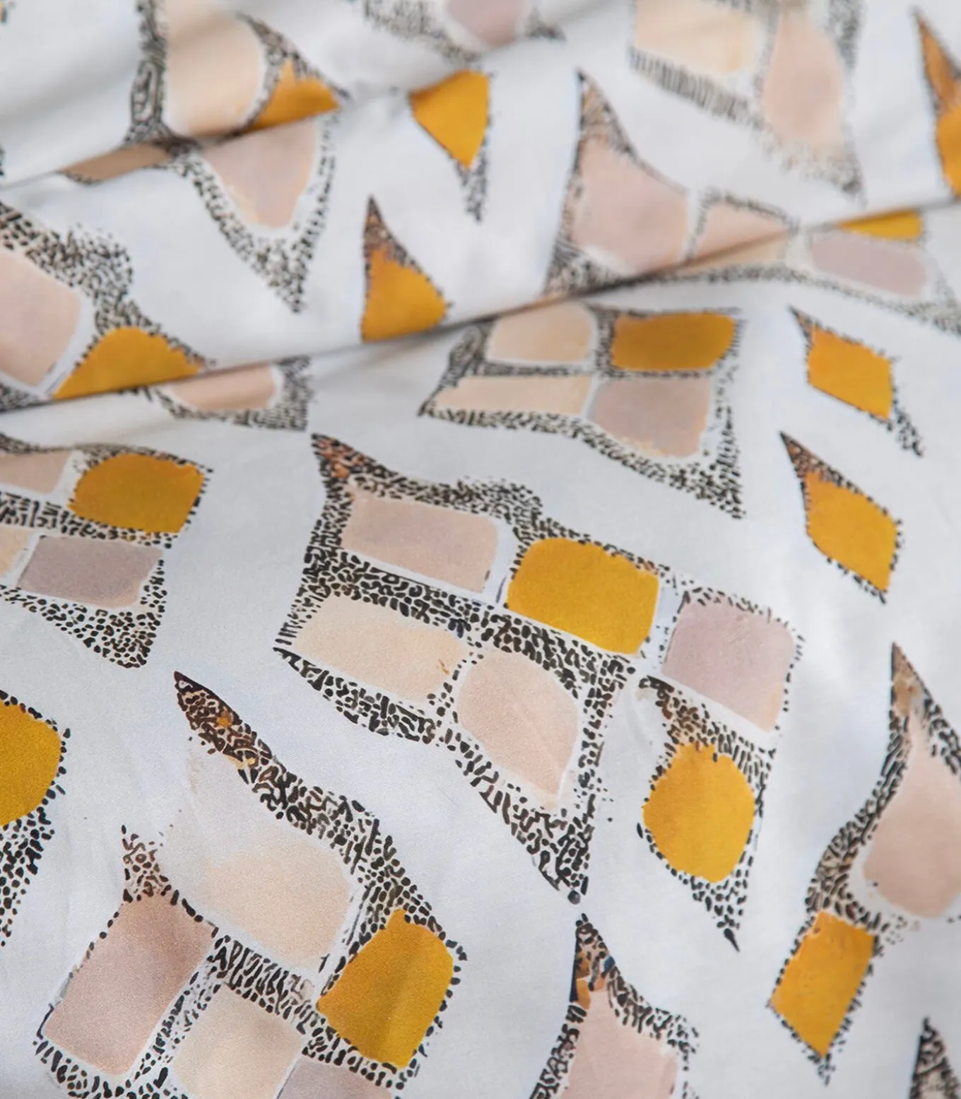 2 persoons beddengoed 240x220 cm+2 kussenslopen 63x63 cm katoensatijn