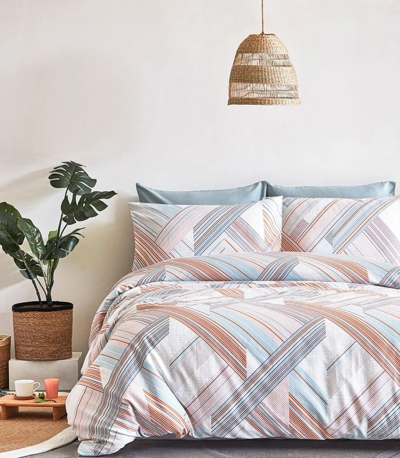 2 persoons beddengoed 240x220 cm+2 kussenslopen 65x65 cm katoensatijn