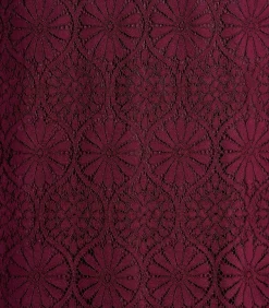 Bordeaux korte jurk van kant met lange mouwen