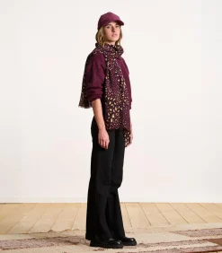 Bordeaux sjaal van wol met dierenprint