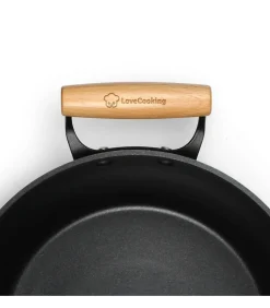 Braadpan met houten handvatten