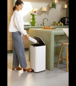 Brabantia Bo Pedaalemmer, 30 liter, stil sluitend, kunststof binnenemmer - White