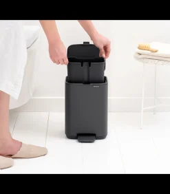 Brabantia Bo Pedaalemmer, 4 liter, stil sluitend, kunststof binnenemmer - Mineral Infinite Grey