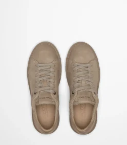 Cup zool sneaker model Cora