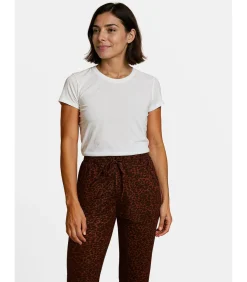 Damesbroek met luipaardprint en strikceintuur