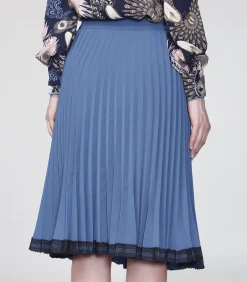 Kanten geplooide rok