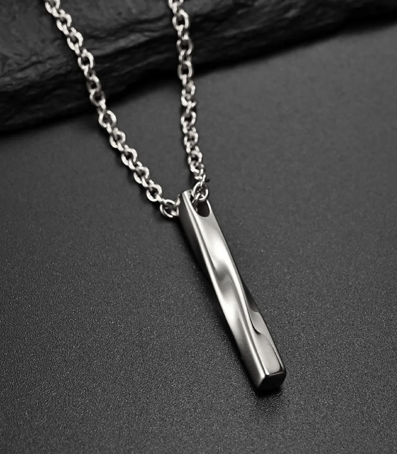 Ketting met Twisted Long Bar Hanger - Zilver Kleurig