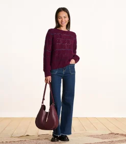 Korte bordeaux trui in opengewerkte stof met ronde hals