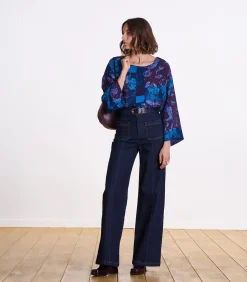 Korte paarse top met lange mouwprint