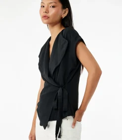 Mouwloze Zwarte Wikkelblouse met Ceintuur