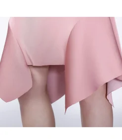 Rechte rok met uitlopende zijkanten