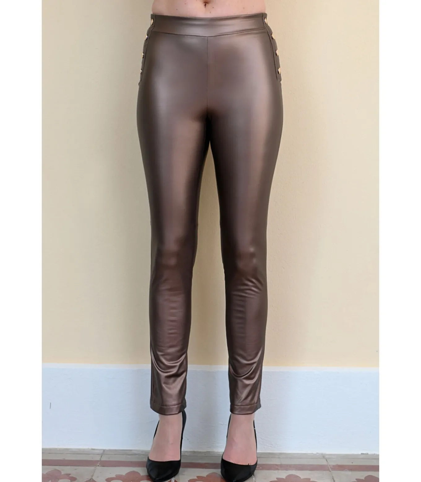 RUTH Broek met leerlook in bronsgoud