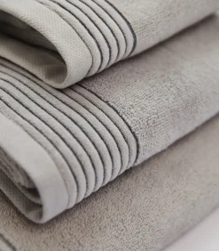 Set van 6 Premium Handdoeken SILVER MIST (2-33x50cm, 2-50x100cm, 2-100x150cm)