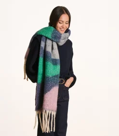 Sjaal met groot golfpatroon