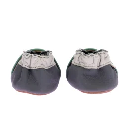 Slippers Robeez Playing Yard