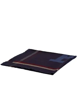 Th Varsity Ski Square