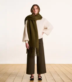 Uni kaki sjaal met franjes