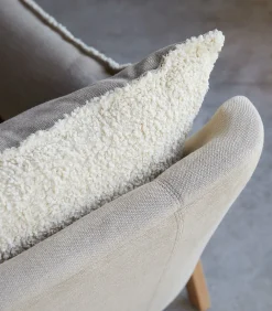 Woodnest - Driezitsbank van massief eiken en linnen